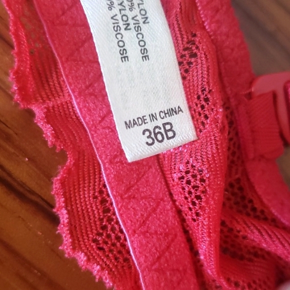 Vtg 90s Victorias Secret Sexy Red Lace Set Bra & Underwear ♥ Size 36B - Picture 16 of 16